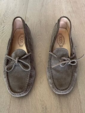 Tod's Loafers (Women's 40.5)